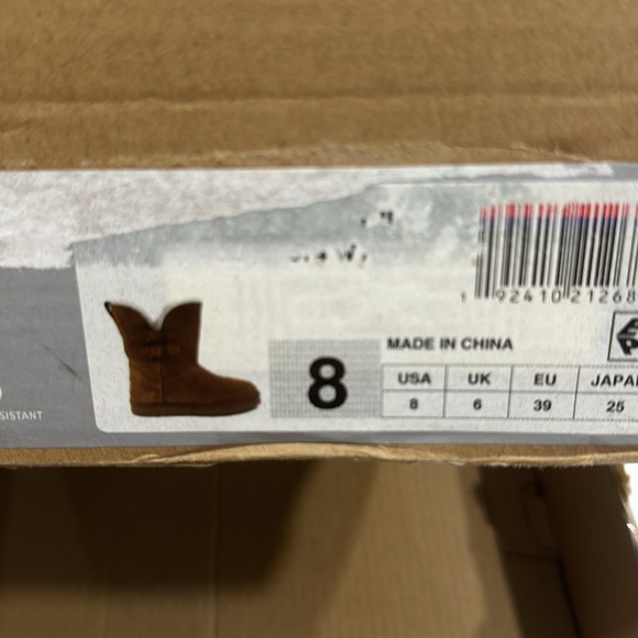 UGG Renley Chestnut Brown SheepSkin Strap || size 38 UGG brand new boots - Picture 2 of 3